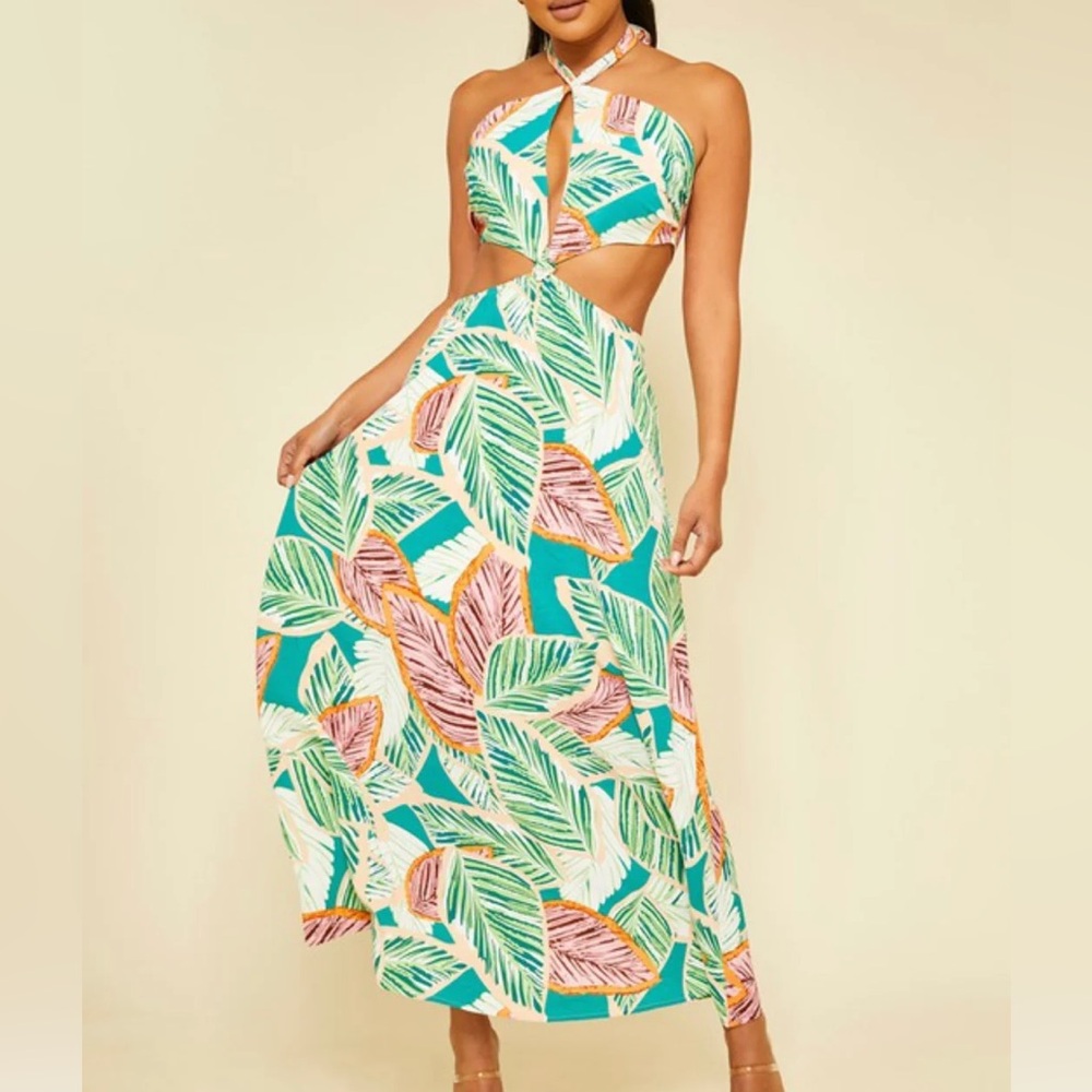 Vibrant Strapless Leaf Print Dress